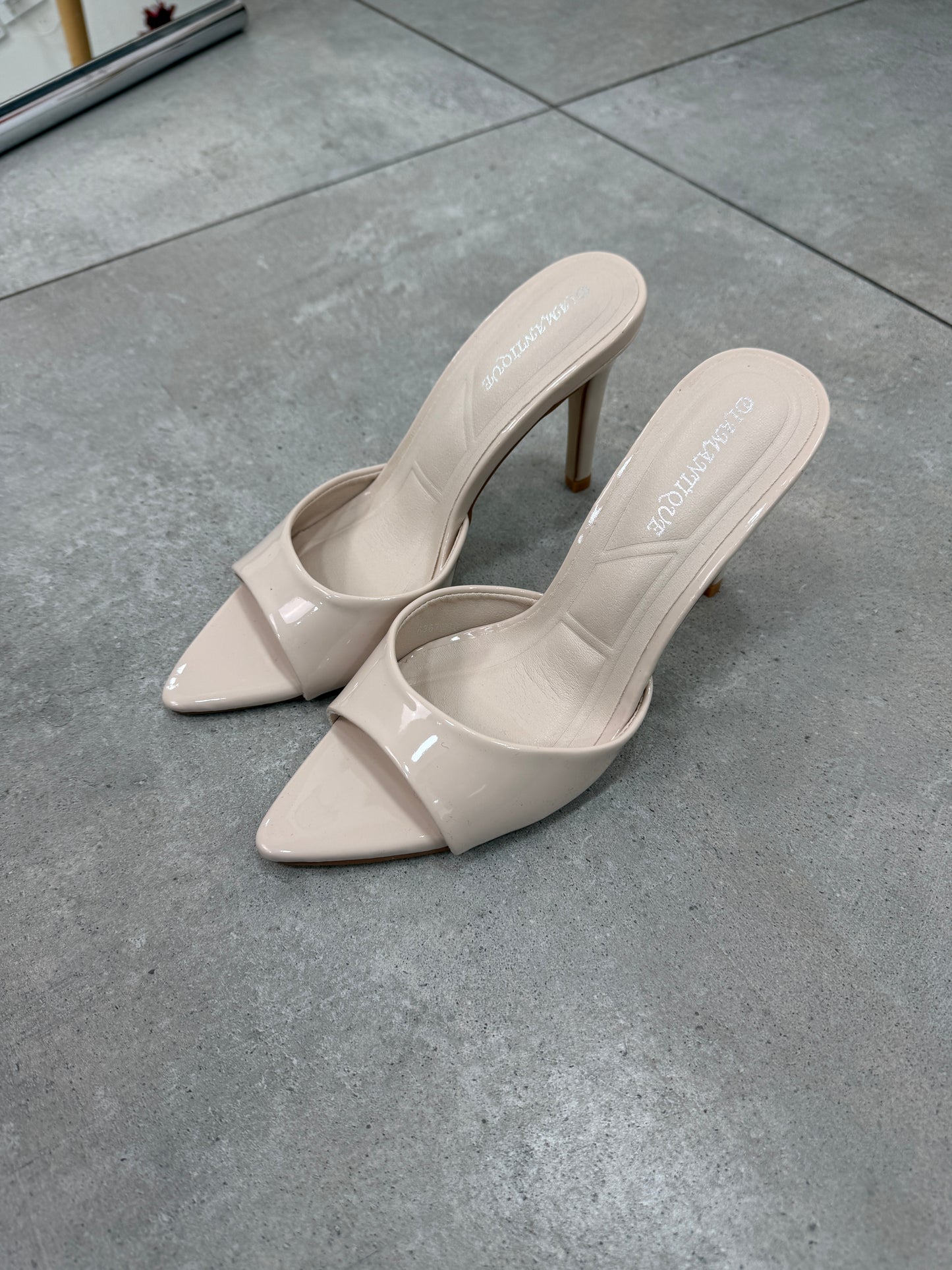 Sandali Nilufar Beige