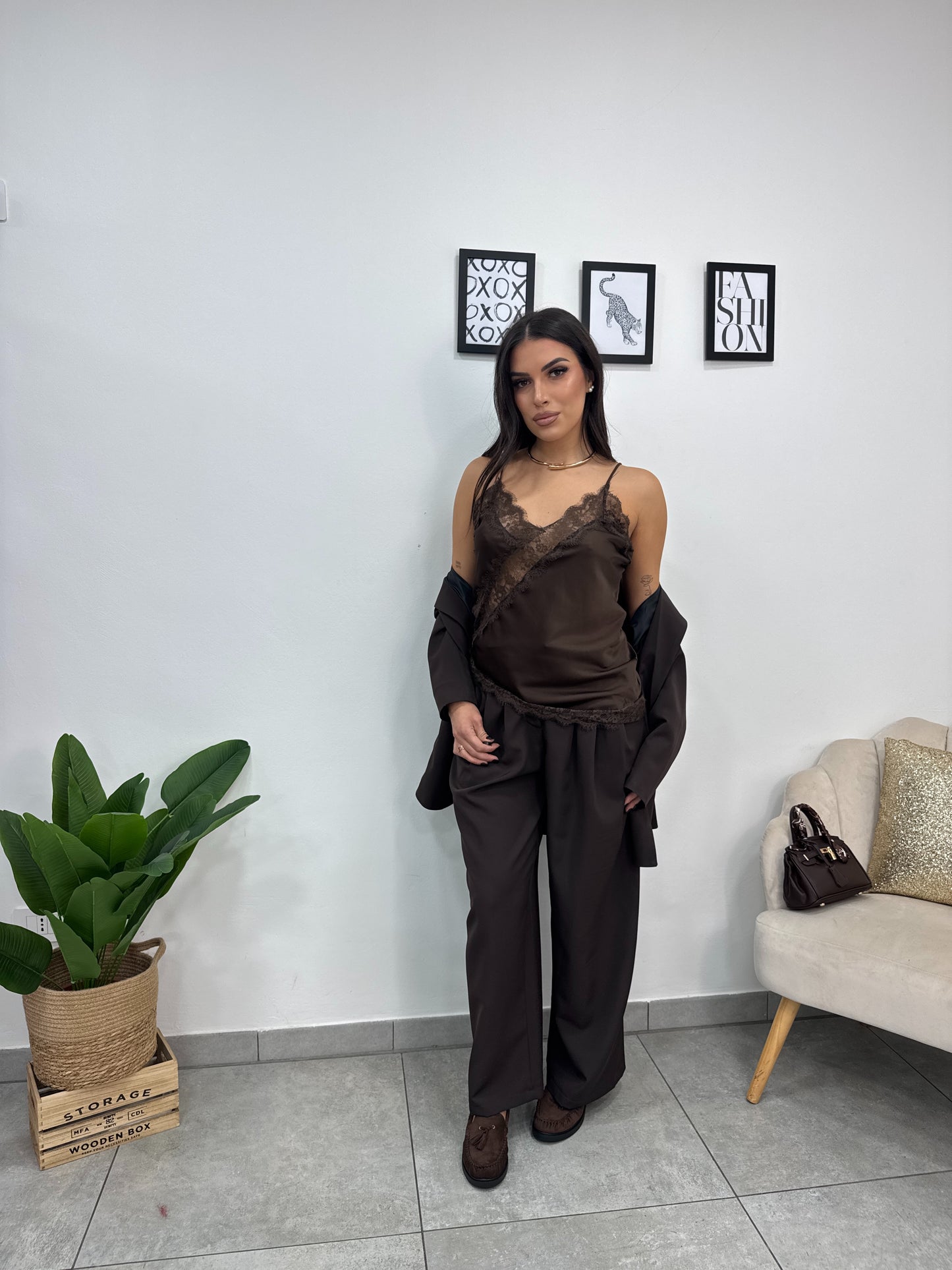 Top Annabelle Marrone